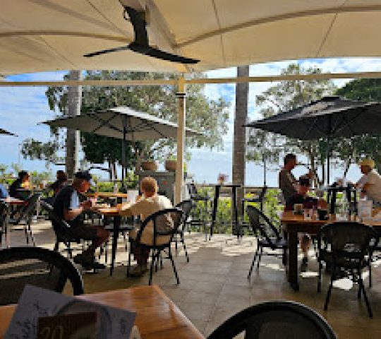 Salt Cafe Urangan